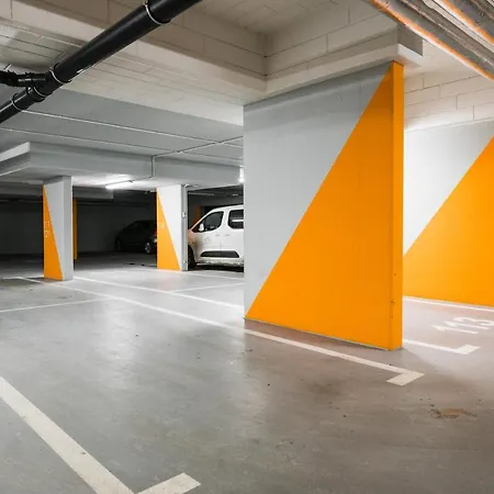 Tauron Arena With Garage - Lema Lägenhet